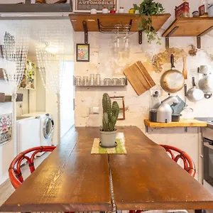 Bessy House, Near Fondazione Prada Apartment Milan